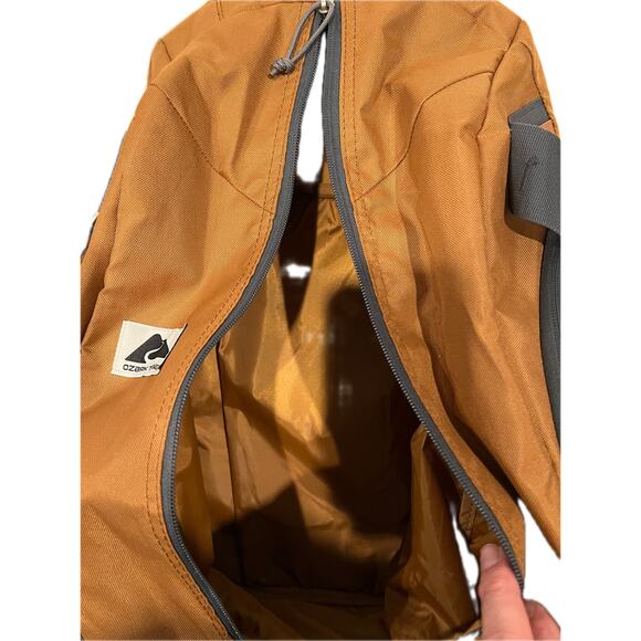 Ozark Trail 35 Ltr Convertible Backpack Duffel - Picture 4 of 4